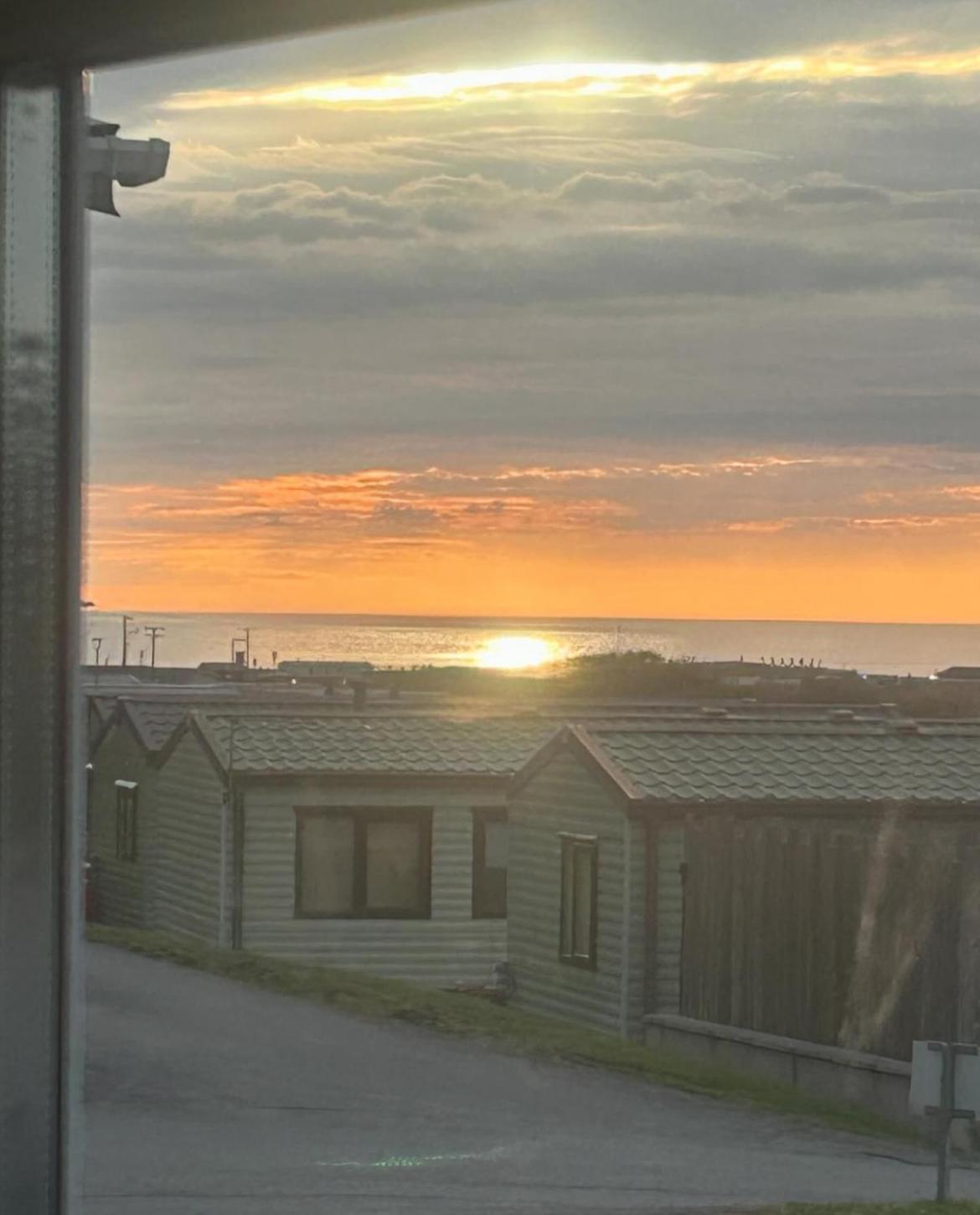 Holiday home 3 Bedroom Static Caravan With Sea View In Clarach Bay Village Abi Horizon