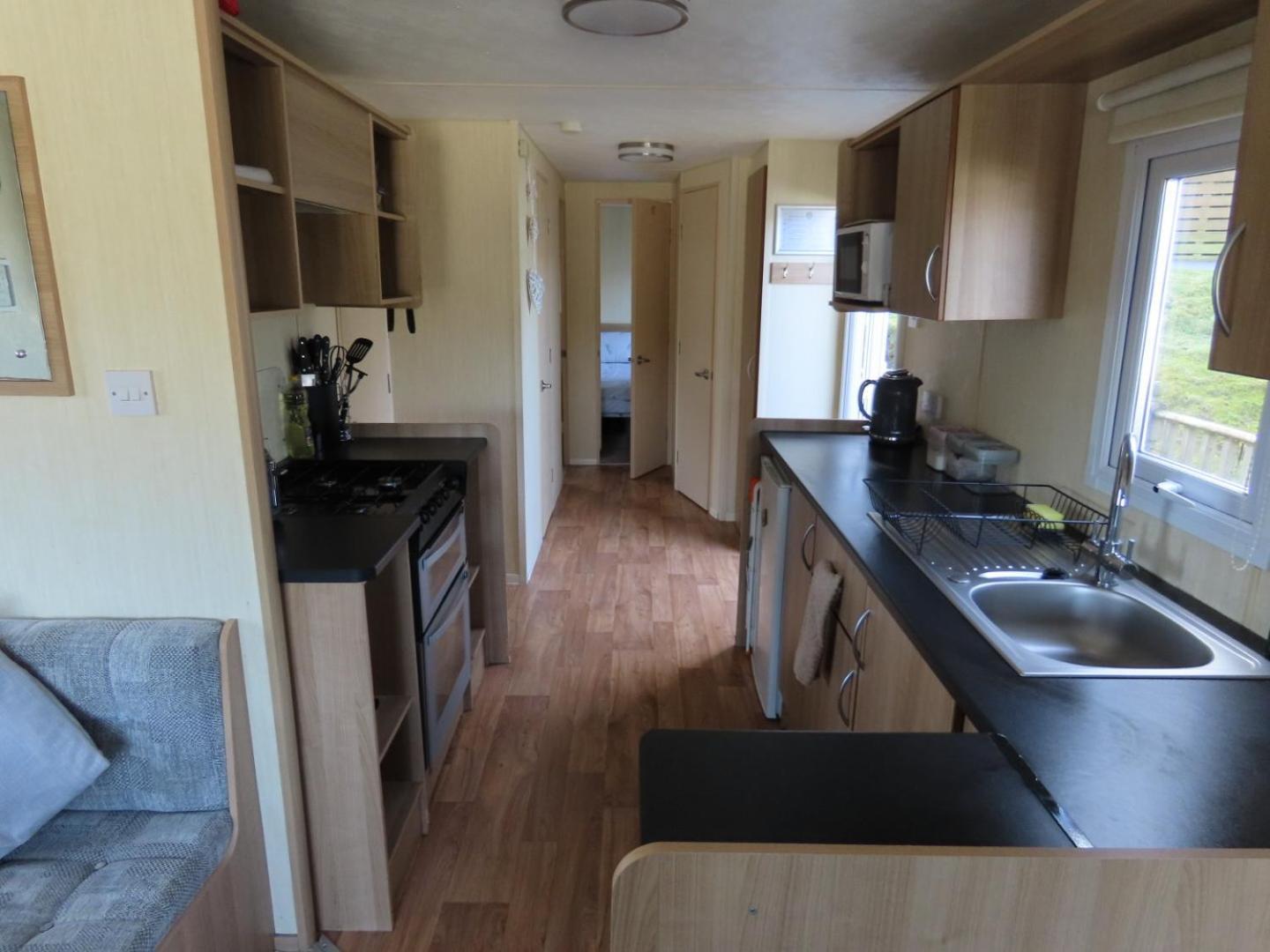 3 Bedroom Static Caravan With Sea View In Clarach Bay Village Abi Horizon Aberystwyth