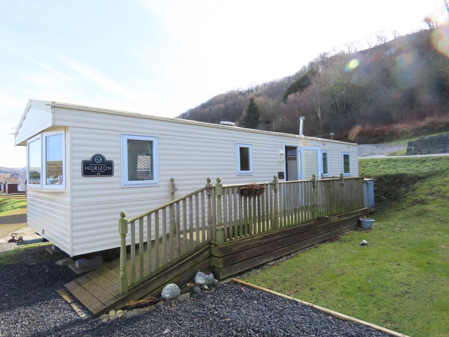 3 Bedroom Static Caravan With Sea View In Clarach Bay Village Abi Horizon *